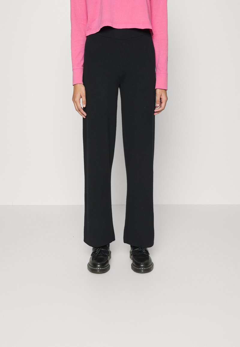 Vero Moda VMGOLD NEEDLE TROUSERS - Calças - black