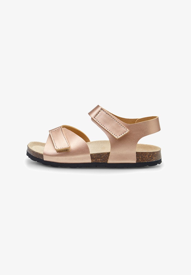 Roosa kuldne metallik sandaal kahe reguleeritava rihmaga, korgist jalapadi ja mustast kummist tallaga, millel on lihtne, avatud disain.