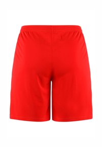 Shorts en tissu rouge avec une taille élastique, présentant une texture lisse et un design simple. Pas de logos ni de motifs visibles.
