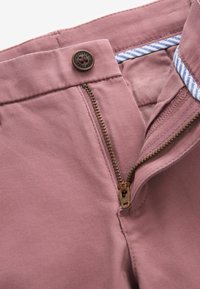 Next Chino - mauve purple