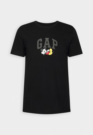 Czarna bawełniana koszulka z grafiką logo "GAP" w odcieniu szarości, umieszczonym nad kolorowymi postaciami Myszki Miki. Krótkie rękawy i okrągły dekolt.