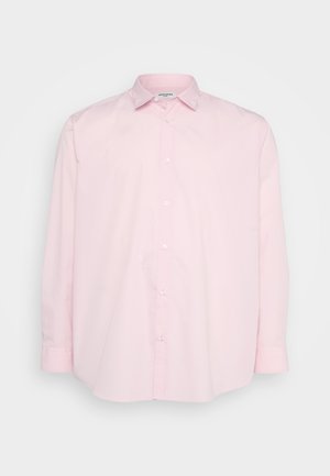 Camicia button-up rosa chiaro con maniche lunghe, colletto standard e bottoni bianchi sul davanti, realizzata in tessuto di cotone liscio.
