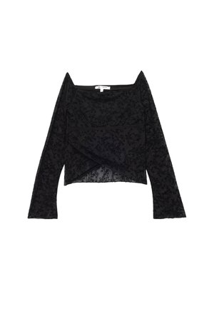 Zwarte kanten top met een vierkante halslijn en lange mouwen. De stof heeft een bloemenpatroon met gelaagde ontwerpelementen en een semi-transparante textuur.