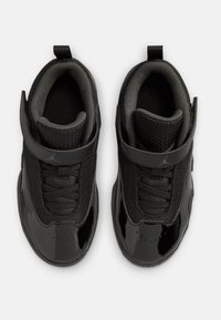 Jordan JORDAN MAX AURA 6 UNISEX - Sneakers basse - black/black-anthracite