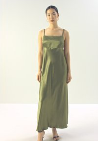Max Mara Leisure BADEN - Ballkjole - verde pastello