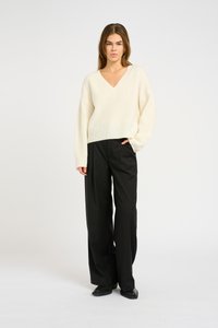 Gestuz ALPHA V NECK - Camisola - egret