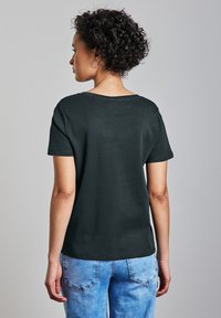 Street One Jednoduché tričko - grün