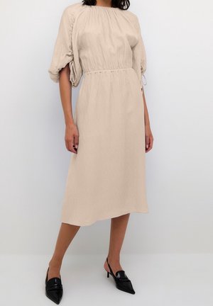 Robe de jour - sand