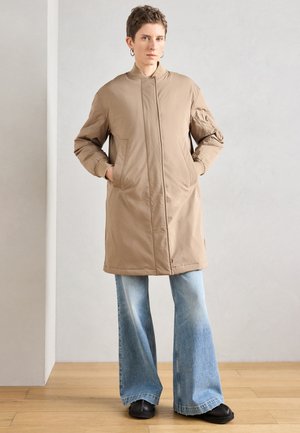 COAT LIGHT PADDED DETAILS WELTS - Chaquetas bomber - dusty earth