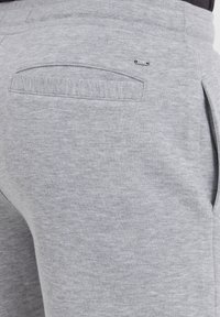 Solid SDOLIVER REGULAR FIT - Pantaloni scurți - light grey melange