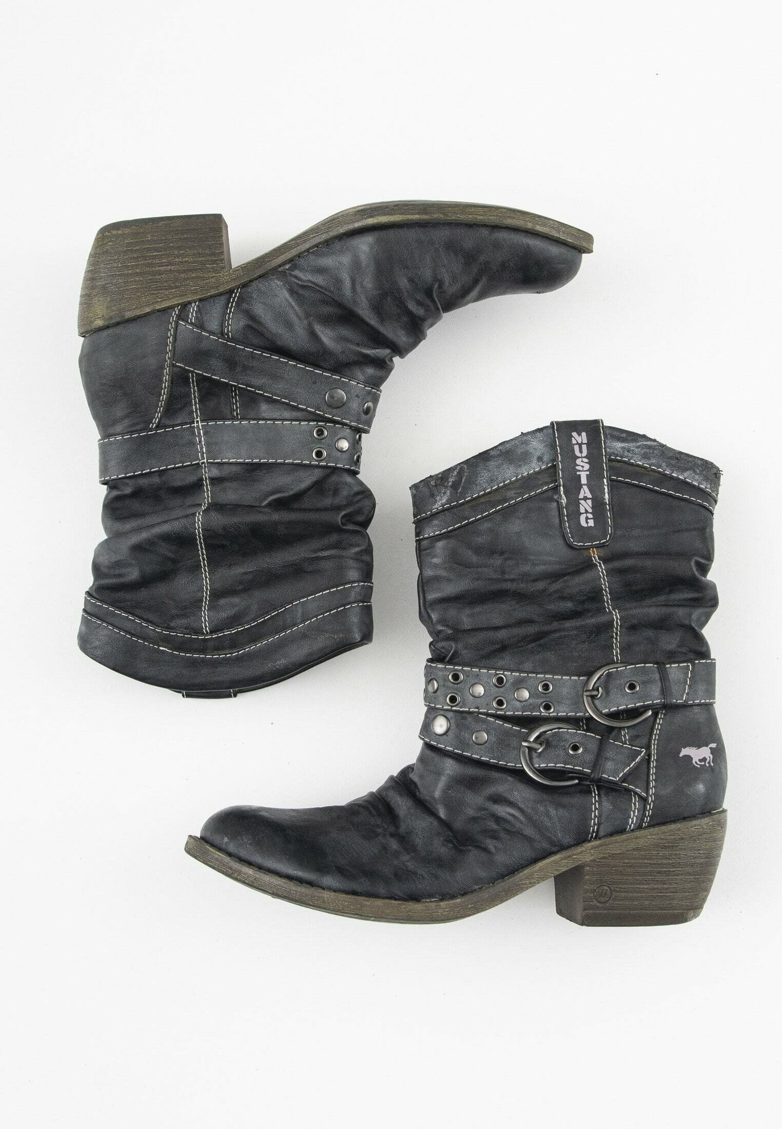 Laarzen van Mustang: Nu tot −51% | Stylight