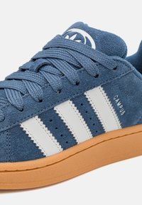adidas Originals CAMPUS 00S UNISEX - Sportcipő - preloved ink/grey one/cloud white