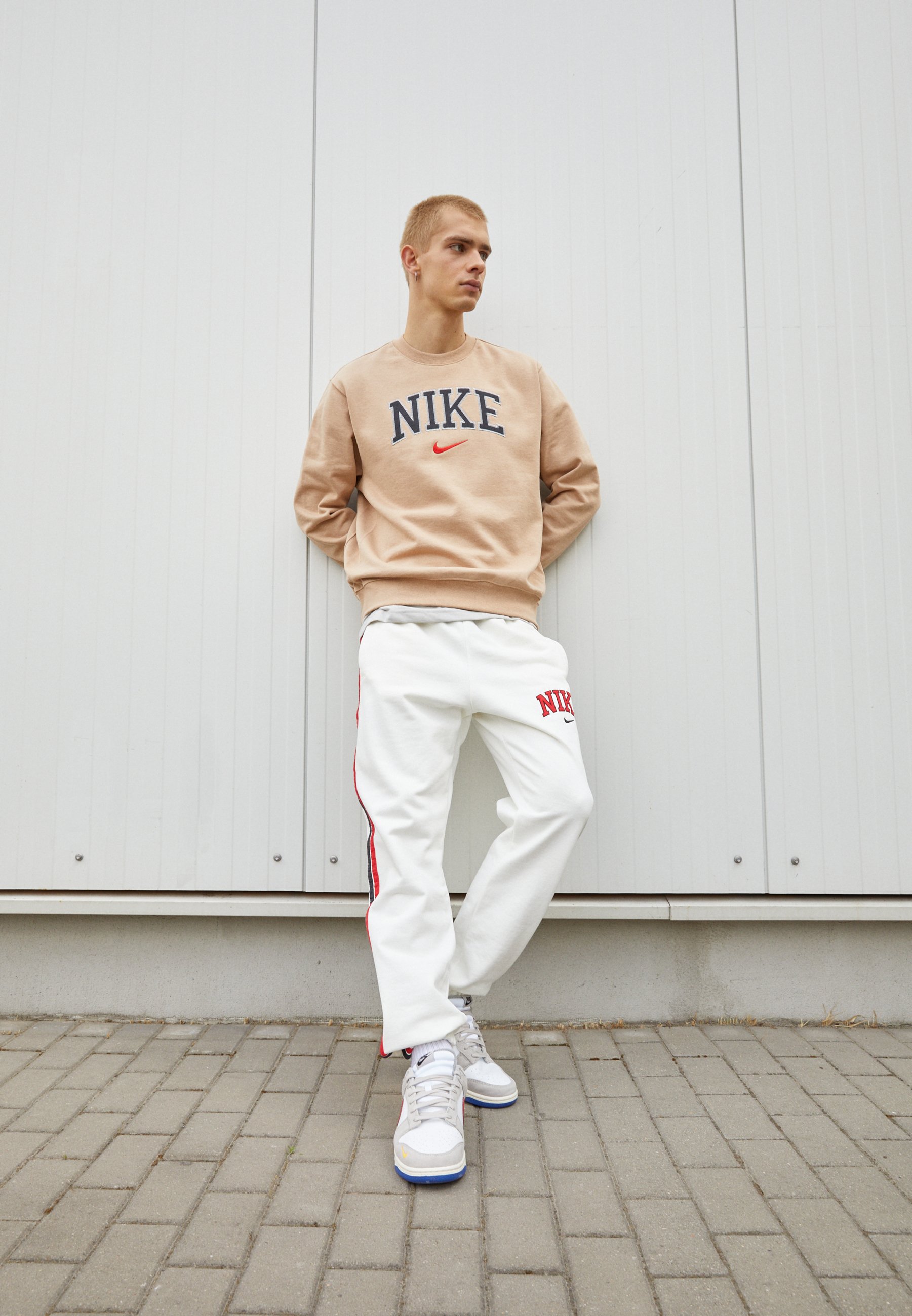 Nike Sportswear RETRO CREW - Sweatshirt - hemp/light brown - Zalando.de