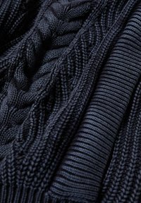 Mango Sweter