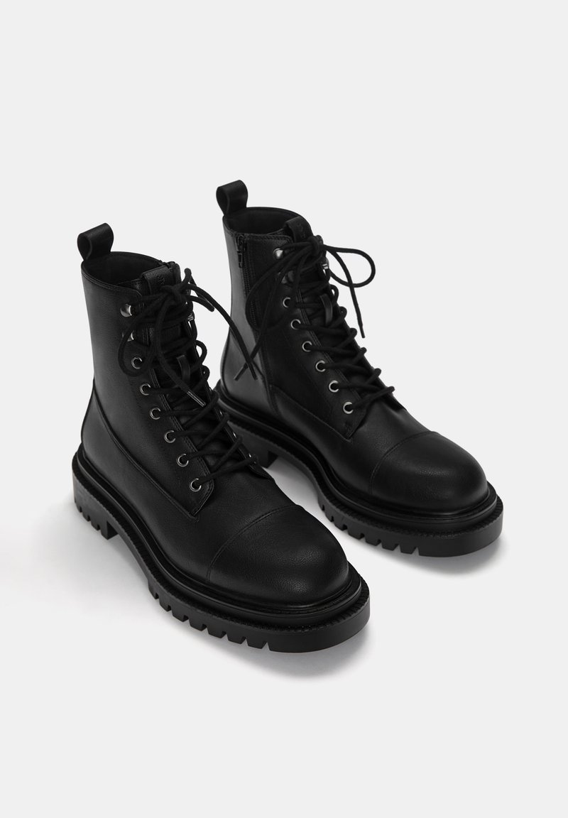 PULL&BEAR CHUNKY - Lace-up ankle boots - black - Zalando display picture 1
