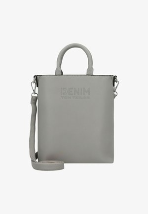 Sac à main en cuir synthétique gris avec deux poignées supérieures et une bandoulière amovible. Il présente un logo en relief et une forme carrée minimaliste.