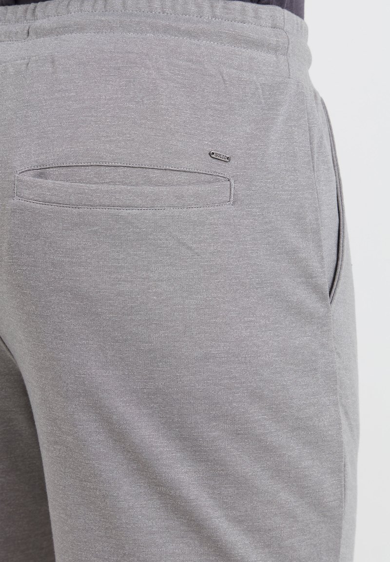 Herren Chino Shorts | Solid SDSTEVEN Shorts light grey melange/hellgrau - HO51782 Herren Chino Shorts | Solid SDSTEVEN Shorts light grey melange/hellgrau - HO51782