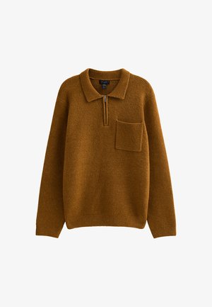 Maglione marrone a maglia con colletto a zip, polsini a coste e una piccola tasca sul petto. Tessuto testurizzato e vestibilità rilassata.