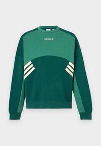 Επιλέχθηκε, collegiate green