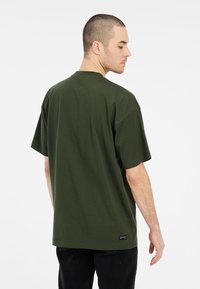 Protest MATTEO - T-shirt basic - thyme