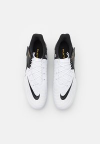 Nike Performance PHANTOM GX 2 ACADEMY EASYON FG/MG - Kemény talajra készült futballcipő - white/black/metallic gold coin