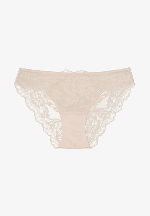 Henderson, AUDREY, nude