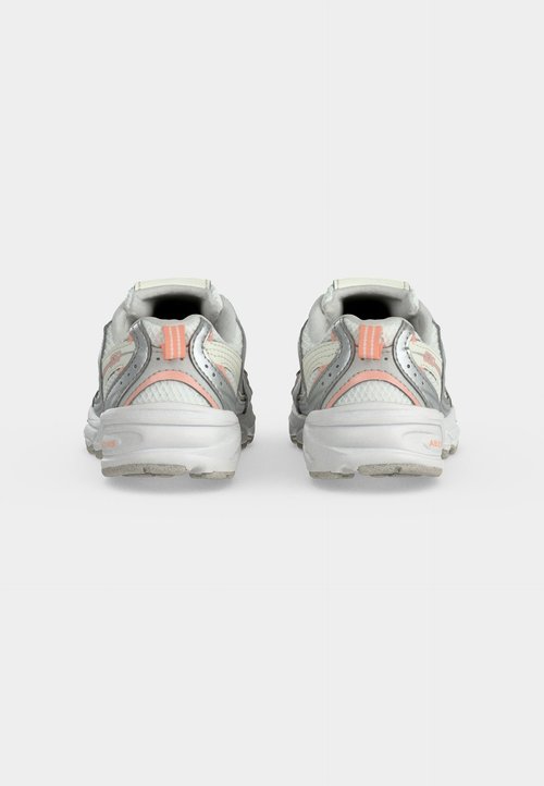 New Balance 530 UNISEX - Trainers - silver-coloured metallic/pink lemonade — foto 4
