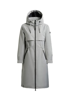 Gabardina larga gris claro con capucha, cremallera frontal, cintura ajustable y bolsillos laterales con cremallera, diseñada para clima húmedo.
