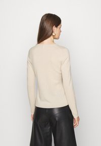 FTC Cashmere Pulover - oatmeal