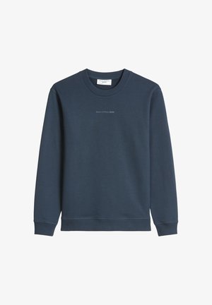 Felpa blu navy a maniche lunghe con scollo rotondo, polsini e orlo a costine, con piccolo testo bianco "Marc O'Polo Denim" al centro del petto.