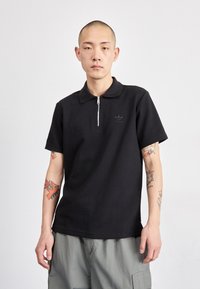 adidas Originals TREFOIL ESSENTIALS WAFFLE - Polo - black