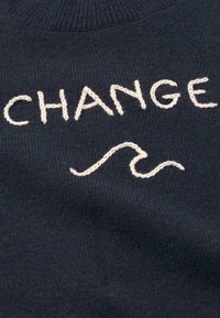 hessnatur Strickpullover - marine