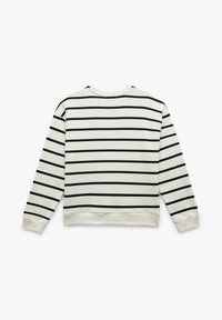 Bawełnowy sweatshirt z długimi rękawami, z poziomymi czarnymi paskami na białym tle. Ściągacze przy mankietach i w dolnej części, okrągły dekolt.