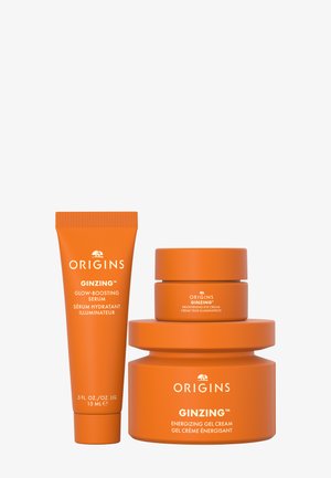 THE GLOW BOOSTING COLLECTION - Bath and body set - -