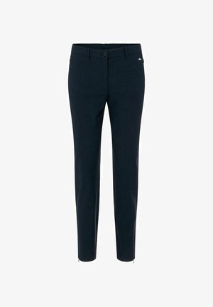 Musta slim fit -housut, joissa ovat vyölenkit, nappi ja vetoketjukiinnitys sekä hillitty logo oikean etupuolen vyötäröllä.