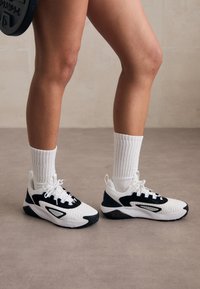 PROJECT ROCK 7 - Treningssko - white/black/team royal