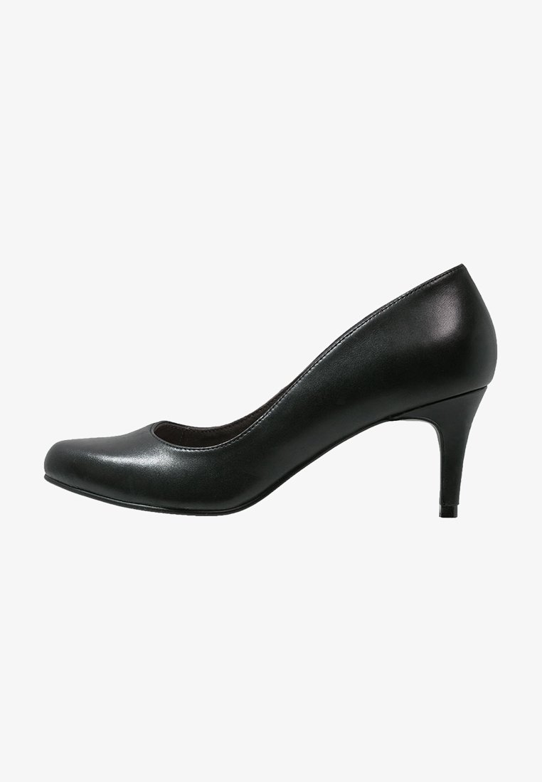 Chaussure à talons hauts en cuir noir avec un embout arrondi, au design épuré et une hauteur de talon modérée, présentant une texture lisse et sans ornements visibles.