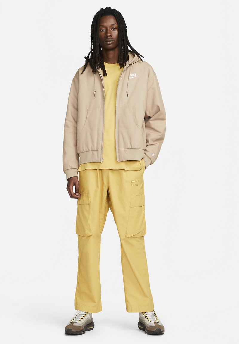 Nike Sportswear Cargobroek bruin