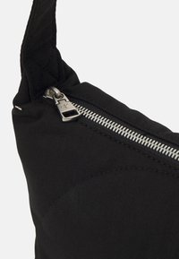 Calvin Klein Jeans Handväska - black