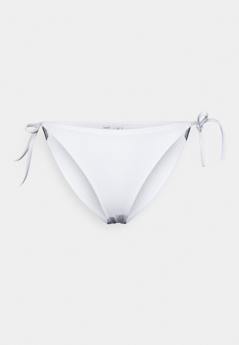 Biele bikiny spodný diel s nastaviteľnými bočnými viazaniami, hladká textúra, minimalistický dizajn a klasický strih, ktorý má skosené švy pre priliehajúci tvar.