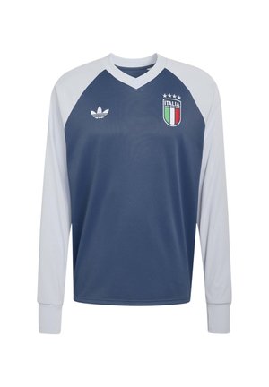 Maillot de sport à manches longues bleu marine et blanc avec écusson du drapeau de l'Italie et logo Adidas sur la poitrine.
