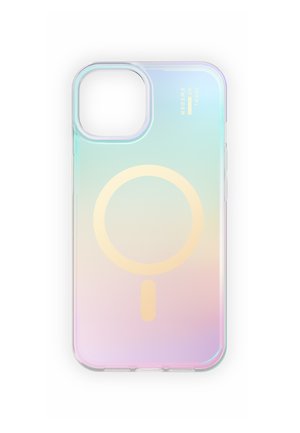 Gennemsigtigt telefonetui med en gradient pastelbaggrund og et gyldent cirkulært MagSafe-symbol med mærket "Ideal of Sweden."