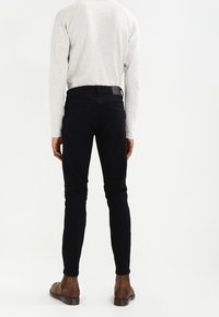 Only & Sons Vaqueros pitillo - black denim