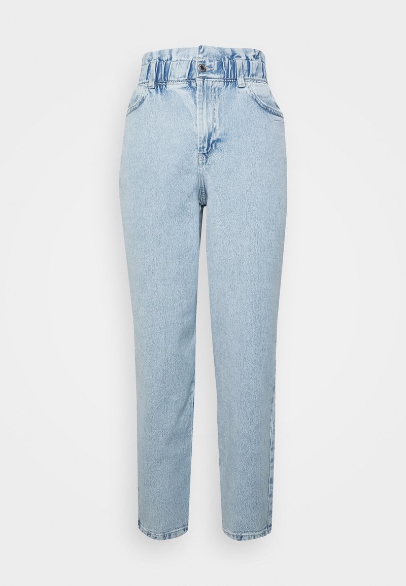 Ljusblå denimjeans med hög midja, femficksdesign och avsmalnande ben. Tyget har en texturerad yta med subtila blekningseffekter.