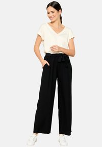LolaLiza LOOSE - Hlače - black