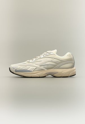 Reebok Classic, PREMIER ROAD UNISEX - Маратонки - chalk/silver/vintagechalk