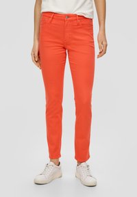 s.Oliver MID RISE - Vaqueros slim fit - orange