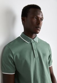BOSS PASSERTIP - Poloshirts - open green