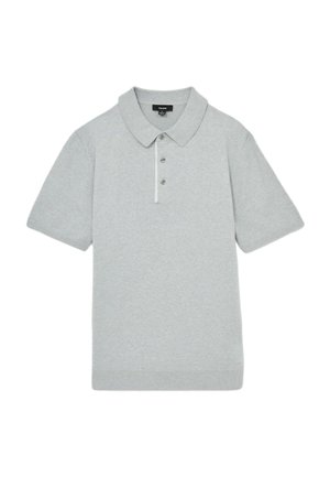 Tricou polo gri deschis cu mânecă scurtă, dintr-un amestec de bumbac, având un guler clasic, cu trei nasturi și tiv și mansete ribbate.