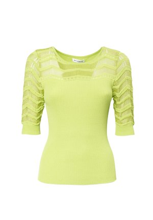 Haut en tricot côtelé vert citron avec des manches courtes en dentelle zébrée et un large décolleté. Le tissu a une texture douce avec un éclat subtil.